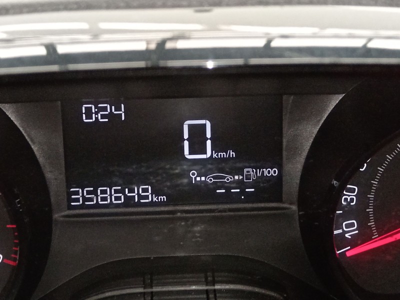 Recambio de cuadro instrumentos para peugeot 208 i (ca_, cc_) 1.4 hdi referencia OEM IAM 9825986680  
