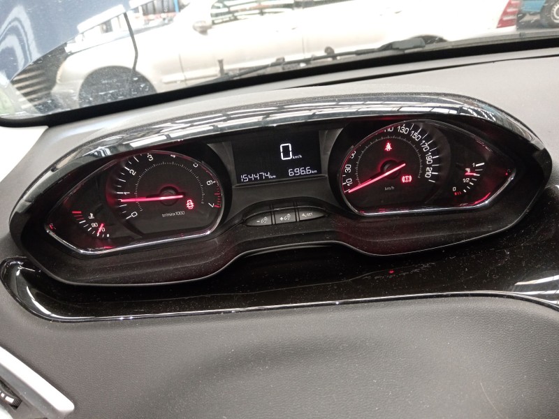 Recambio de cuadro instrumentos para peugeot 208 i (ca_, cc_) 1.2 vti 82 referencia OEM IAM   