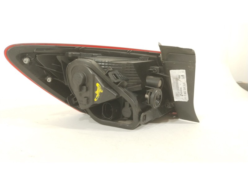 Recambio de piloto trasero derecho para seat leon sc (5f5) style referencia OEM IAM 5F0945208D 90036830 