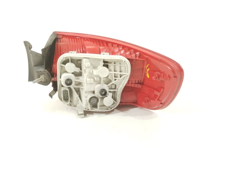 Recambio de piloto trasero izquierdo para audi a3 (8p1) 2.0 tdi 16v referencia OEM IAM 8P4945095C  
