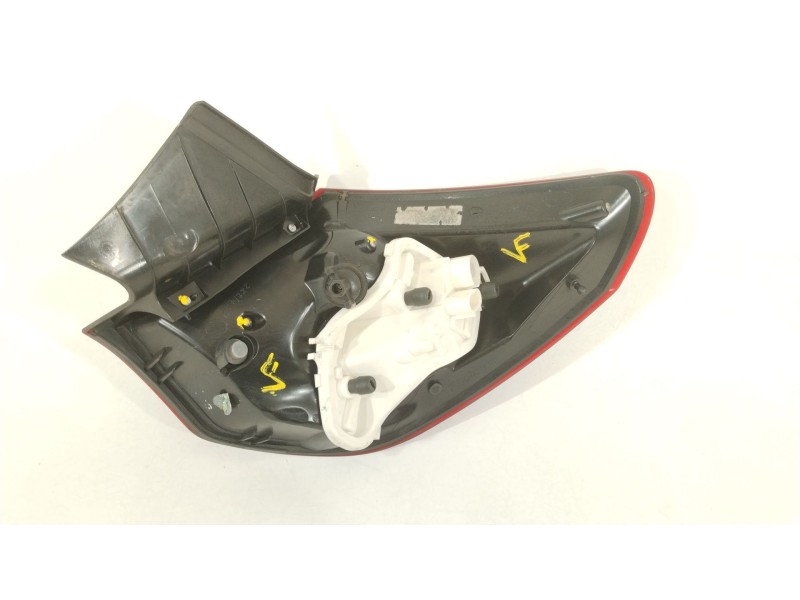 Recambio de piloto trasero izquierdo para opel astra j (p10) 2.0 cdti (68) referencia OEM IAM 13319949  