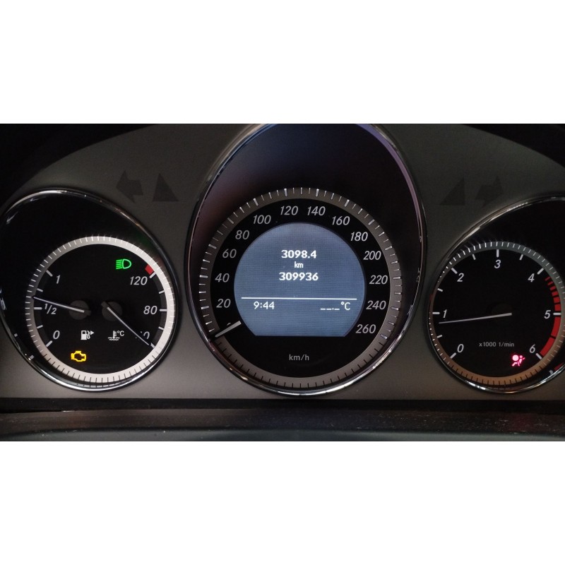 Recambio de cuadro instrumentos para mercedes-benz clase c (w204) c 220 cdi (204.002) referencia OEM IAM A2049002105  