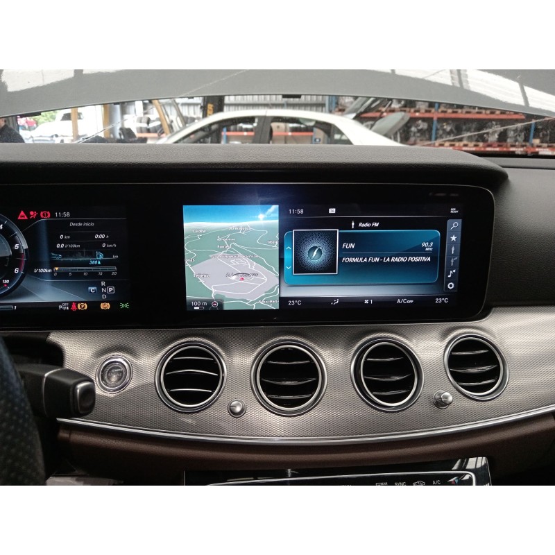 Recambio de cuadro instrumentos para mercedes-benz clase e (w213) e 220 d (213.004) referencia OEM IAM A2135407258  