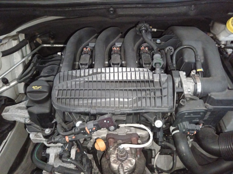 Recambio de motor completo para peugeot 208 i (ca_, cc_) 1.2 vti 82 referencia OEM IAM HM01  
