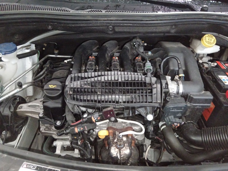 Recambio de motor completo para peugeot 208 i (ca_, cc_) 1.2 vti 82 referencia OEM IAM HM01  
