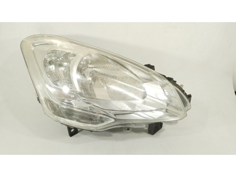 Recambio de faro derecho para citroën berlingo multispace (b9) 1.6 hdi 90 referencia OEM IAM 9682828180 89318041 