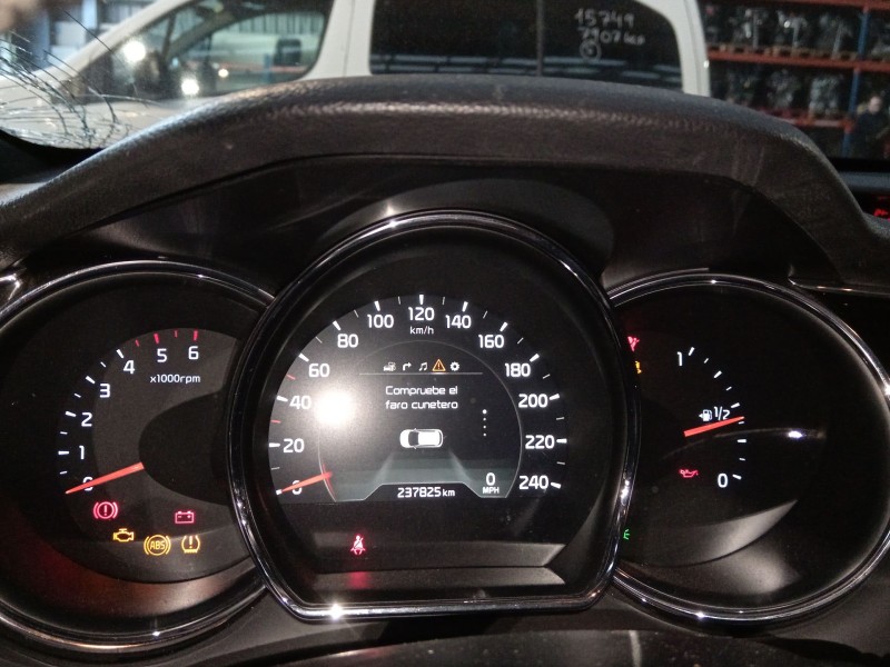Recambio de cuadro instrumentos para kia cee´d (jd) 1.6 crdi 136 referencia OEM IAM   