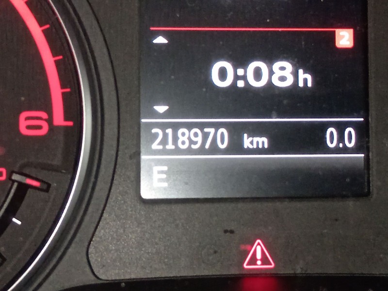Recambio de cuadro instrumentos para audi a3 sportback (8va, 8vf) 2.0 tdi referencia OEM IAM   