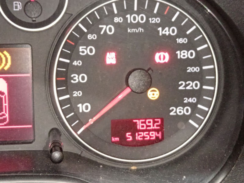 Recambio de cuadro instrumentos para audi a3 sportback (8pa) 2.0 tdi 16v referencia OEM IAM   