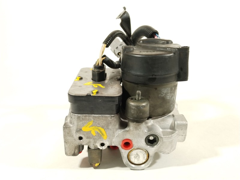 Recambio de abs para toyota corolla liftback (_e11_) 1.4 (ee111_) referencia OEM IAM 4451012140  