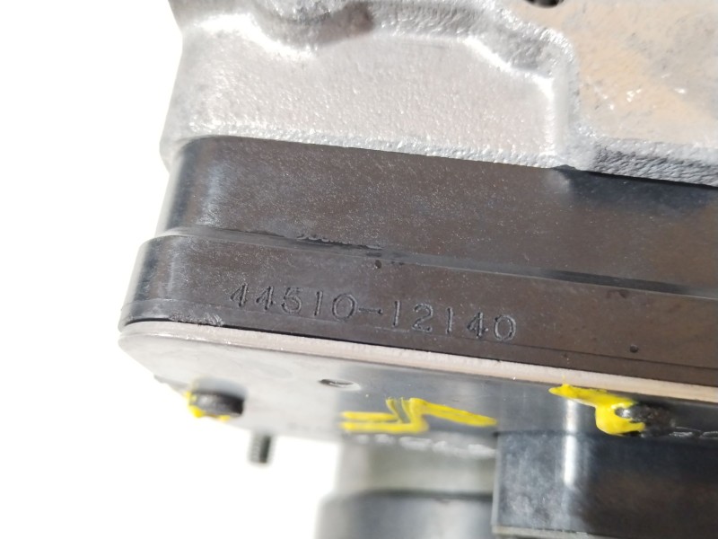 Recambio de abs para toyota corolla liftback (_e11_) 1.4 (ee111_) referencia OEM IAM 4451012140  