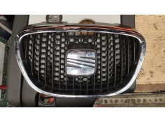 Recambio de rejilla delantera para seat toledo iii (5p2) 2.0 tdi referencia OEM IAM 1P0052535  