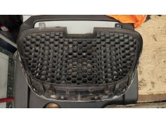 Recambio de rejilla delantera para seat toledo iii (5p2) 2.0 tdi referencia OEM IAM 1P0052535   2