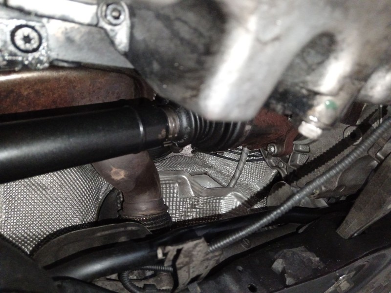 Recambio de transmision delantera derecha para skoda superb ii (3t4) 2.0 tdi 16v referencia OEM IAM   