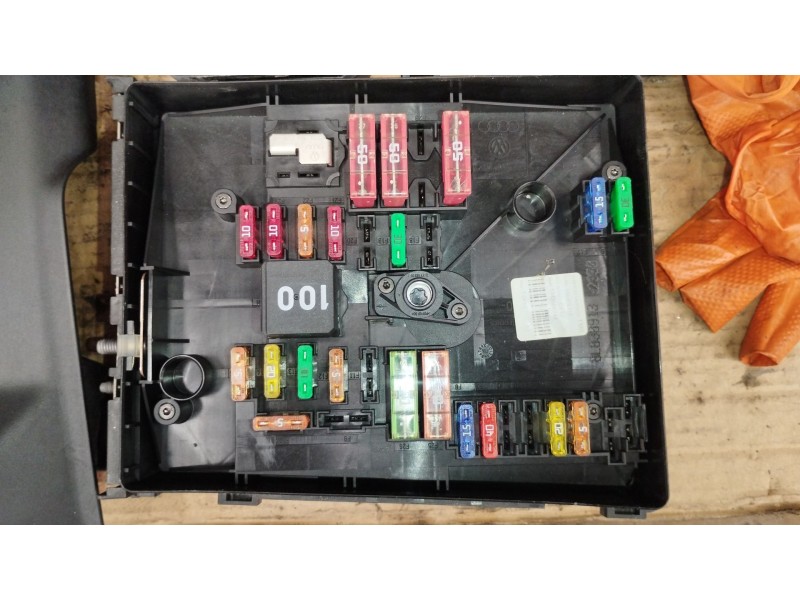 Recambio de caja reles / fusibles para skoda superb ii (3t4) 2.0 tdi 16v referencia OEM IAM 1K0937125D  