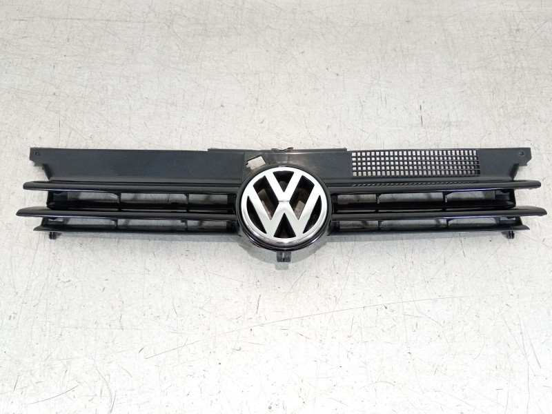 Recambio de rejilla delantera para volkswagen golf iv (1j1) 1.9 tdi referencia OEM IAM 1J0853653C  