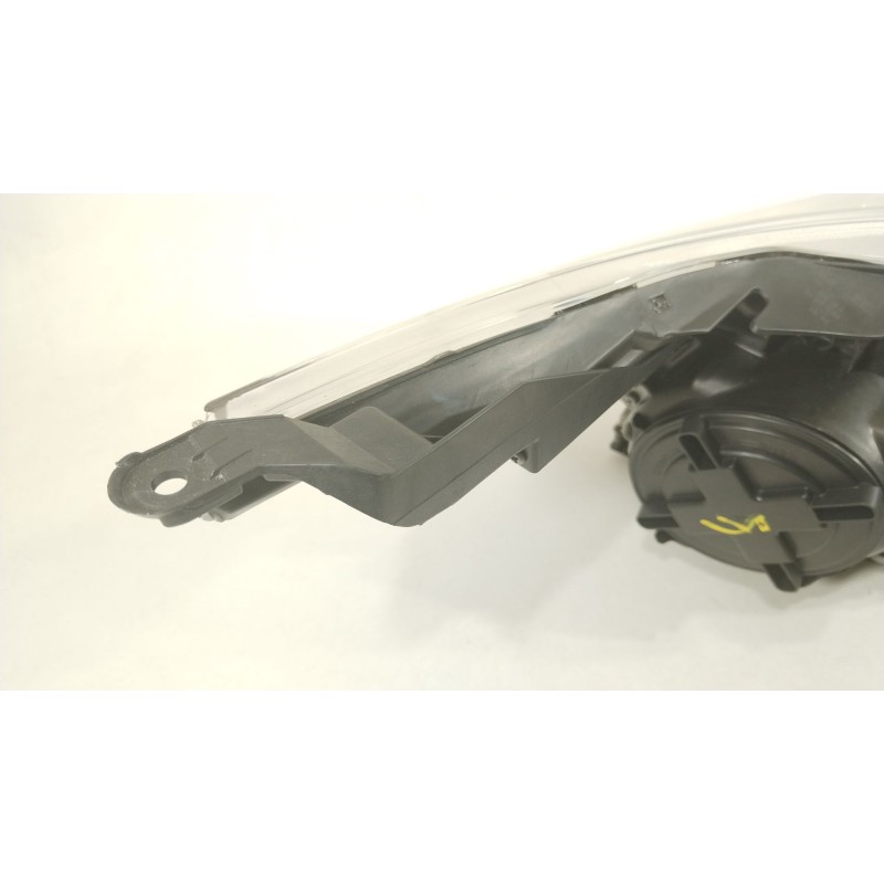 Recambio de faro izquierdo para toyota avensis station wagon (_t27_) 2.2 d-4d (adt271_) referencia OEM IAM 8117005311  