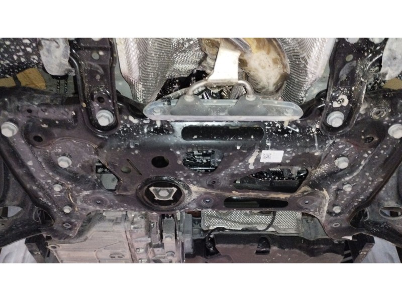 Recambio de puente delantero para audi q3 (f3b) 35 tdi referencia OEM IAM 5WA199315F  