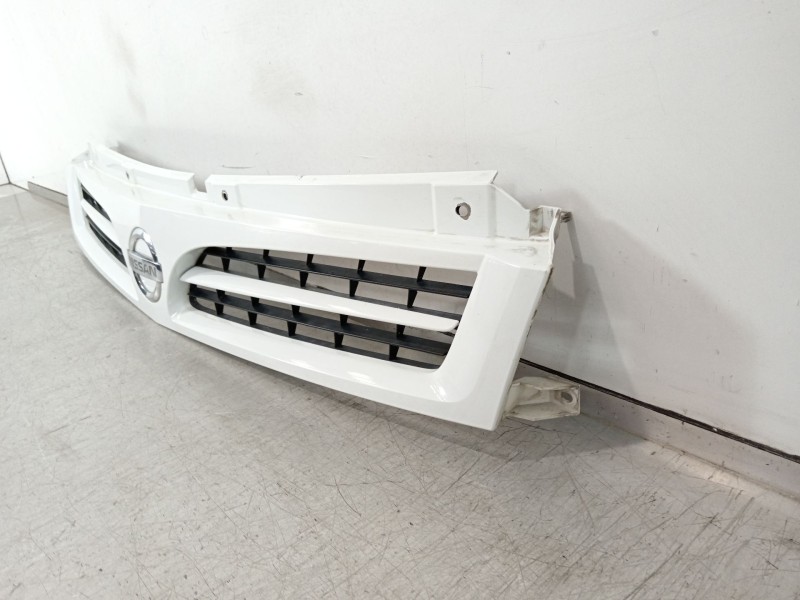 Recambio de rejilla delantera para nissan interstar furgoneta (x70) dci 80 referencia OEM IAM 8200233587 8200233586 
