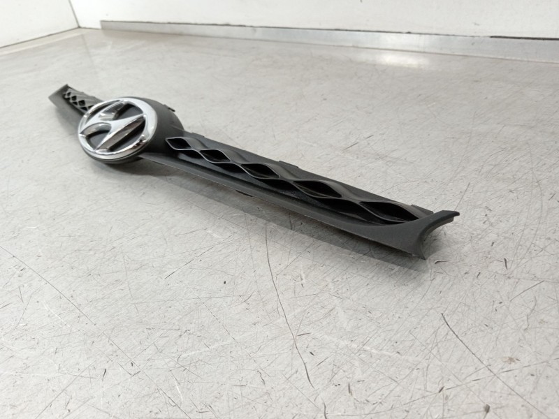 Recambio de rejilla delantera para hyundai i10 ii (ba, ia) 1.0 referencia OEM IAM 86351B9000  