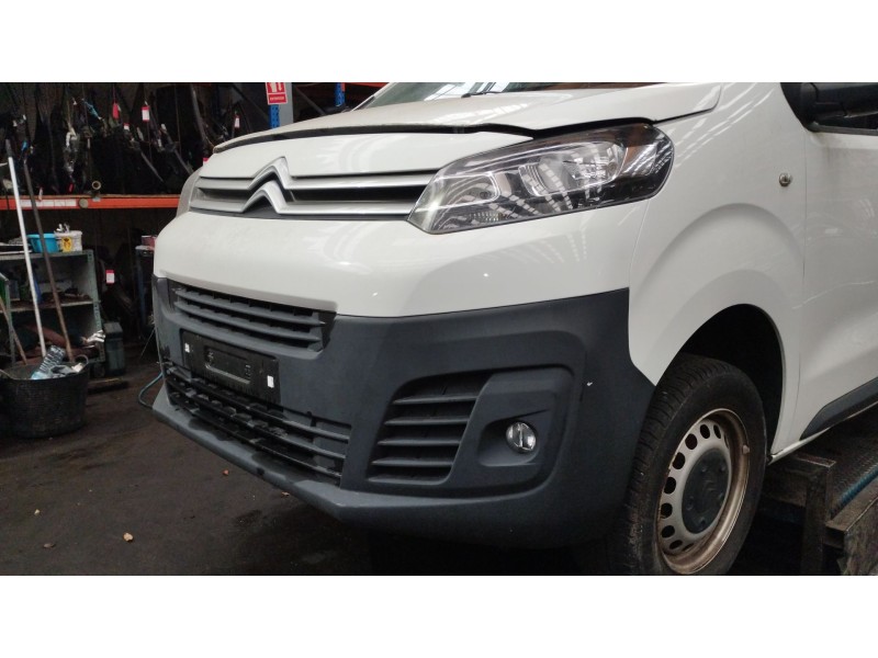 Recambio de paragolpes delantero para citroën jumpy iii furgoneta (v_) 1.6 bluehdi 95 referencia OEM IAM 9808639977  