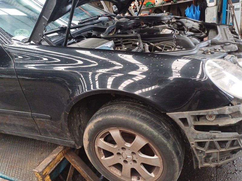 Recambio de aleta delantera derecha para mercedes-benz clase e (w211) e 200 cdi (211.007) referencia OEM IAM   