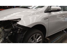 Recambio de aleta delantera izquierda para toyota auris (_e18_) 1.8 hybrid (zwe186_) referencia OEM IAM    2