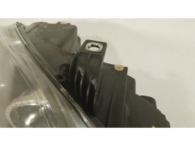 Recambio de faro derecho para seat toledo iii (5p2) 1.9 tdi referencia OEM IAM 5P1941006A 89309820 