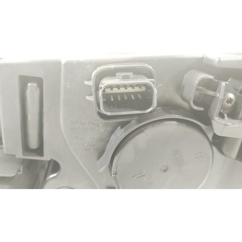Recambio de faro derecho para citroën c4 ii (nc_) 1.6 hdi 90 referencia OEM IAM 9687304480 09G13T3 