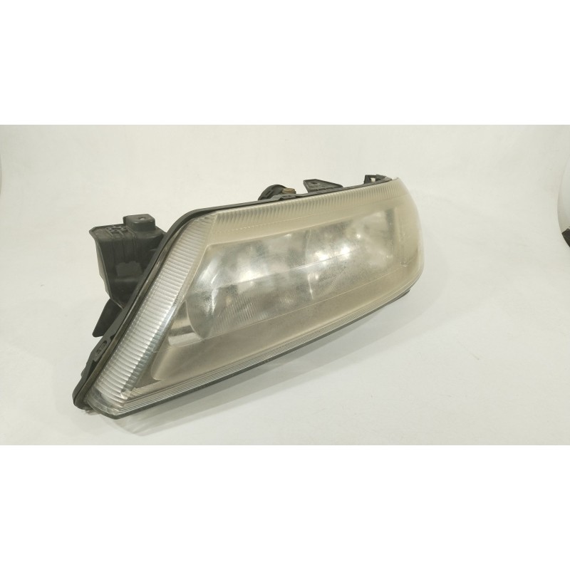 Recambio de faro izquierdo para renault laguna ii (bg0/1_) 2.2 dci (bg0f) referencia OEM IAM 8200163323 89006908 