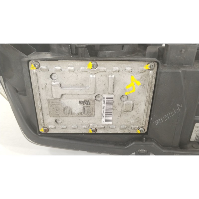 Recambio de faro izquierdo para renault laguna ii (bg0/1_) 2.2 dci (bg0f) referencia OEM IAM 8200163323 89006908 