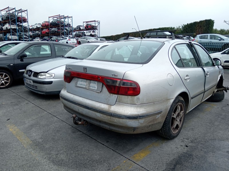 seat toledo i (1l2) del año 1999