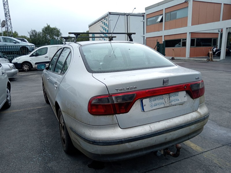 seat toledo i (1l2) del año 1999