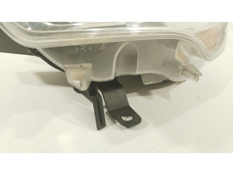 Recambio de faro izquierdo para citroën c4 ii (nc_) 1.6 hdi 90 referencia OEM IAM 9687308280 10G13T1 