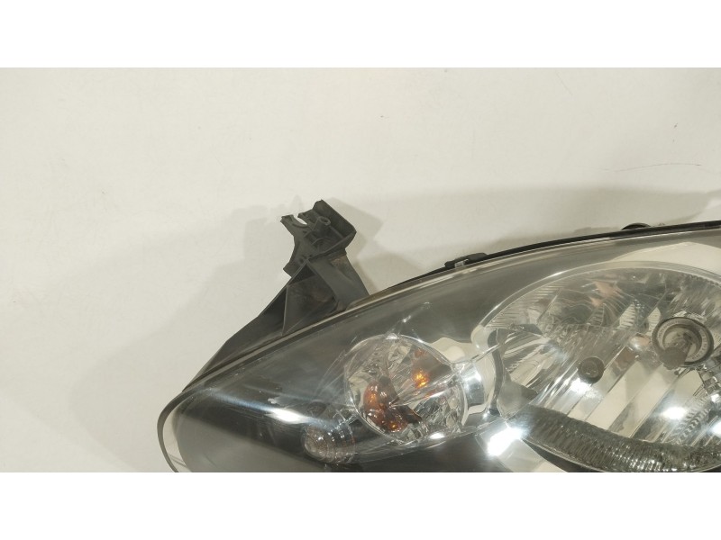 Recambio de faro izquierdo para toyota aygo (_b1_) 1.0 (kgb10_) referencia OEM IAM 811700H011 811700H010 