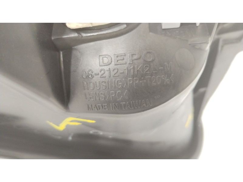 Recambio de faro izquierdo para toyota aygo (_b1_) 1.0 (kgb10_) referencia OEM IAM 811700H011 811700H010 