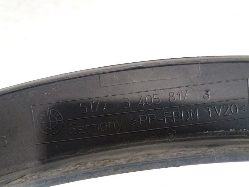 Recambio de aletin delantero izquierdo para bmw x3 (e83) 2.0d referencia OEM IAM 51773405817 517734058173 12125313