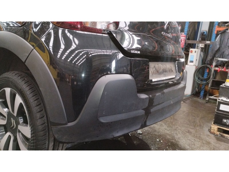 Recambio de paragolpes trasero para citroën c3 iii (sx) 1.2 puretech 82 referencia OEM IAM 9813343977  