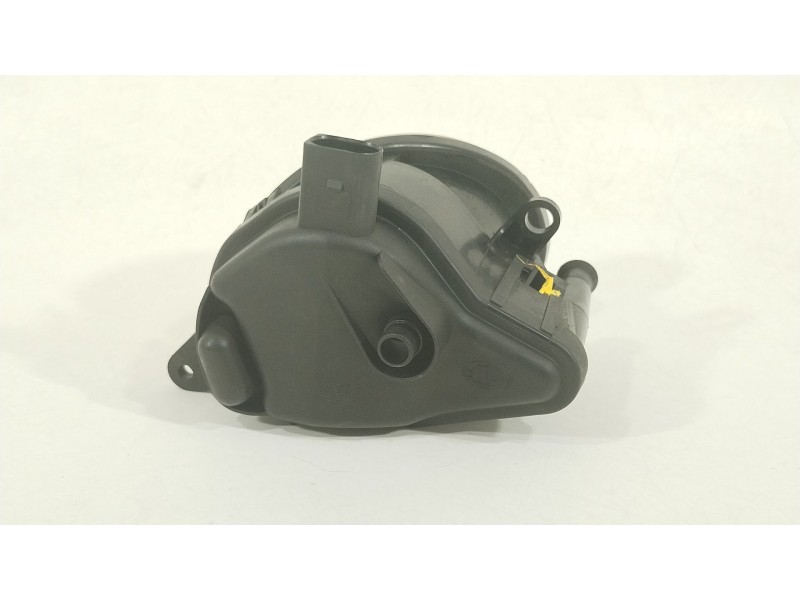Recambio de faro antiniebla derecho para audi a3 sportback (8pa) 1.6 referencia OEM IAM 8P0941700A 24696800RE 