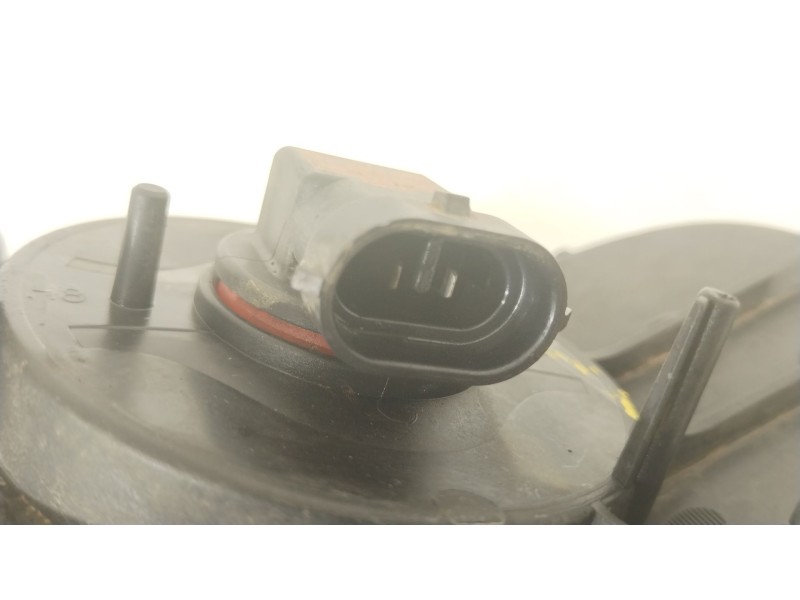 Recambio de faro antiniebla derecho para audi a4 b8 (8k2) 2.0 tdi referencia OEM IAM 8K0941700B 1NE01083206 
