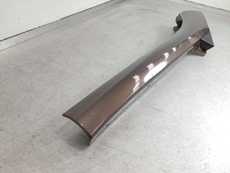 Recambio de molduras delanteras para renault scénic iii (jz0/1_) 1.2 tce referencia OEM IAM 768349558R 40137471 