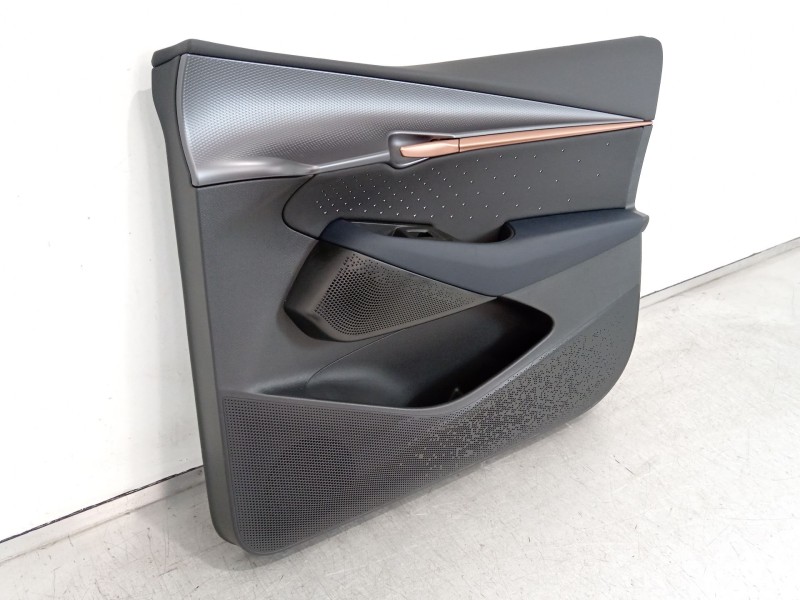 Recambio de guarnecido puerta delantera derecha para cupra tavascan tavascan referencia OEM IAM 11H867012A 11H867011BXS 
