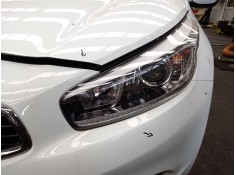 Recambio de faro izquierdo para kia cee´d (jd) 1.6 crdi 128 referencia OEM IAM 92101A2020  