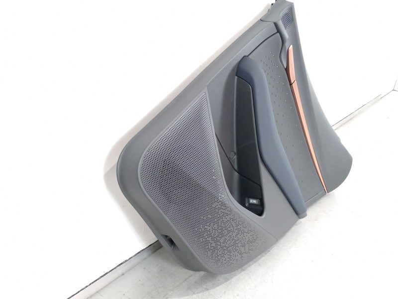 Recambio de guarnecido puerta trasera derecha para cupra tavascan tavascan referencia OEM IAM 11H868074 11H867212COVS 