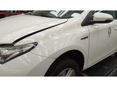 Recambio de aleta delantera izquierda para toyota auris hybrid active referencia OEM IAM    2