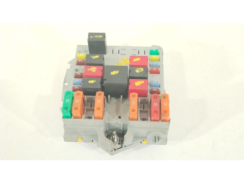Recambio de caja reles / fusibles para peugeot boxer furgoneta 2.2 hdi 120 referencia OEM IAM 1349944080  