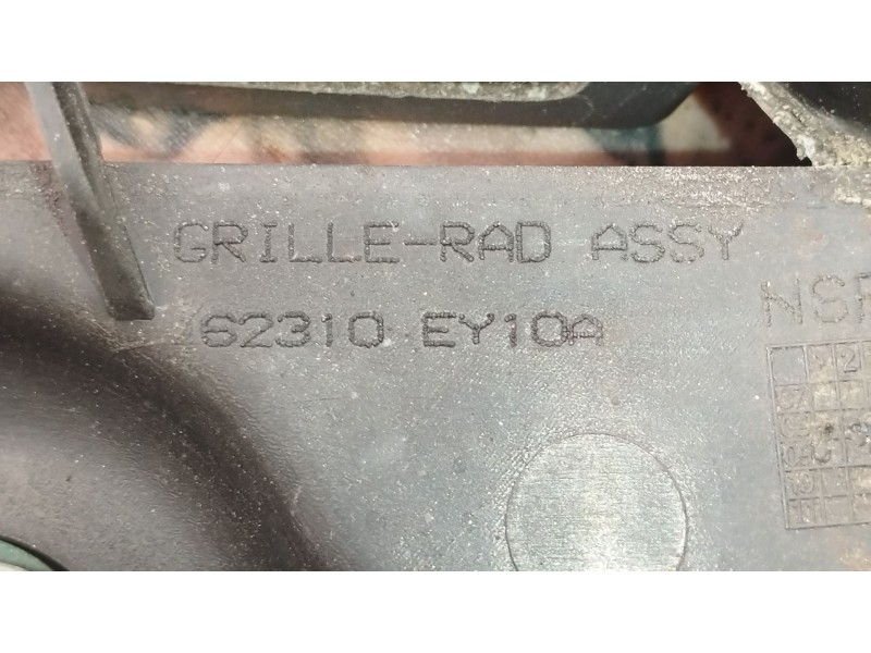 Recambio de rejilla delantera para nissan qashqai i (j10, nj10) 1.5 dci referencia OEM IAM 62310EY10A  