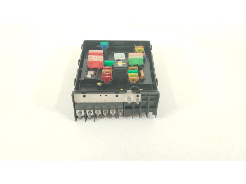 Recambio de caja reles / fusibles para skoda superb ii (3t4) 2.0 tdi 16v referencia OEM IAM 1K0937125D 1K0937118 