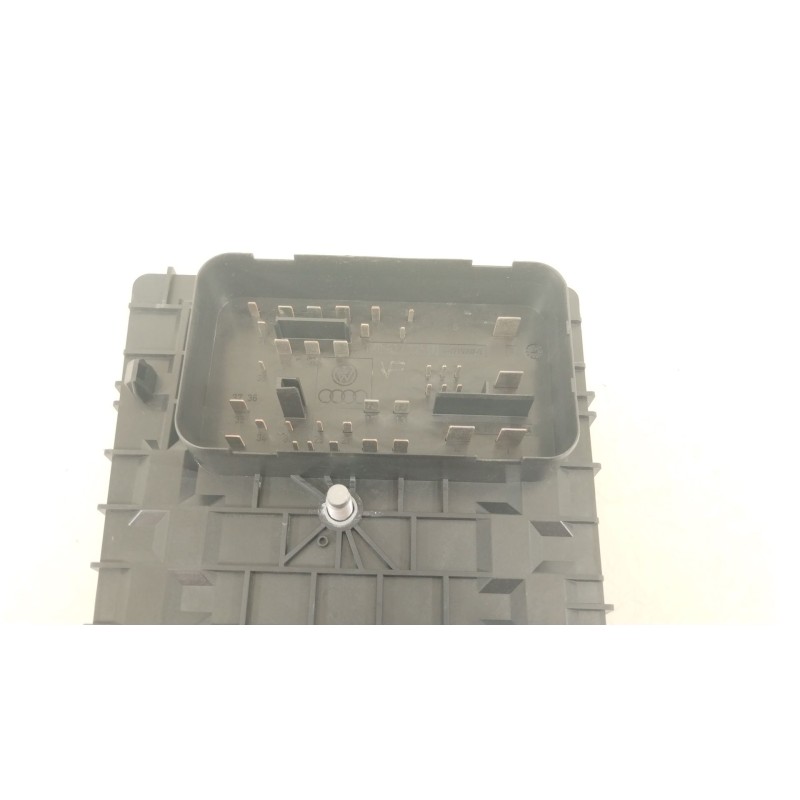 Recambio de caja reles / fusibles para skoda superb ii (3t4) 2.0 tdi 16v referencia OEM IAM 1K0937125D 1K0937118 