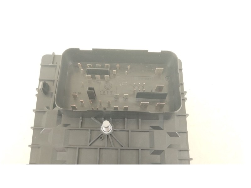 Recambio de caja reles / fusibles para skoda superb ii (3t4) 2.0 tdi 16v referencia OEM IAM 1K0937125D 1K0937118 